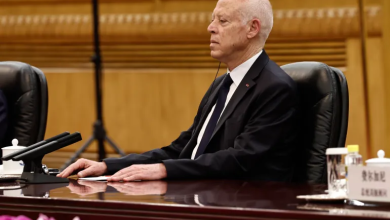 Photo of رئاسيات تونس.. منافسون وراء القضبان وسعيد “يخوض حربا”