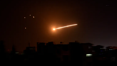 Photo of جرحى في قصف إسرائيلي وسط سوريا