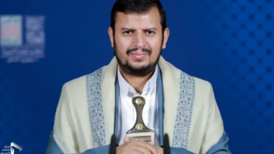 Photo of الحوثيون يهنئون حزب الله ويؤكدون أن الردّ اليمني آتٍ