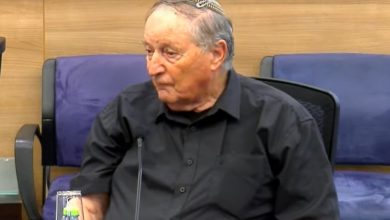 Photo of الإضراب في الثانويات يتواصل الأربعاء