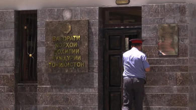 Photo of حكومة طاجيكستان تحلق اللحى في الشارع وتمنع الحجاب.. لماذا؟