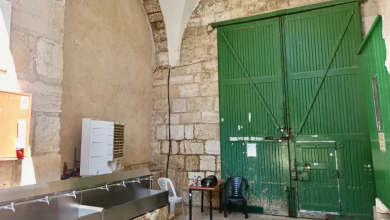 Photo of الاحتلال يغلق 5 من أبواب المسجد الأقصى