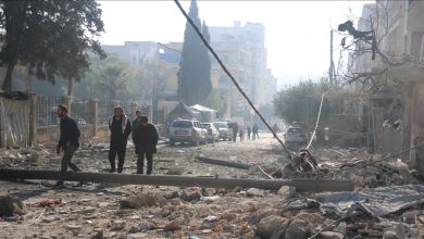 Photo of سوريا.. مقتل 81 مدنيا منذ بدء هجوم فصائل الثورة ضد النظام