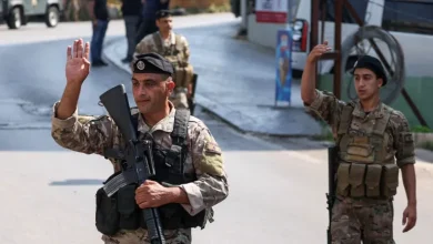 Photo of الحكومة اللبنانية: حزب الله قبِل انتشار الجيش بالجنوب