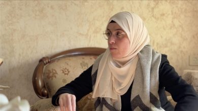 Photo of الأسيرة المحررة بشرى الطويل: إسرائيل نزعت حجابي 14 ساعة