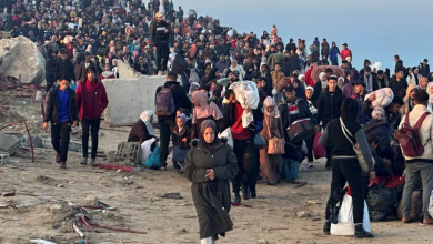 Photo of إهانة واستسلام.. ردود أفعال إسرائيلية على عودة النازحين بغزة