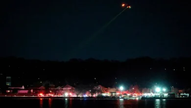 Photo of قتلى بتصادم طائرة ركاب ومروحية عسكرية قرب مطار ريغان بواشنطن