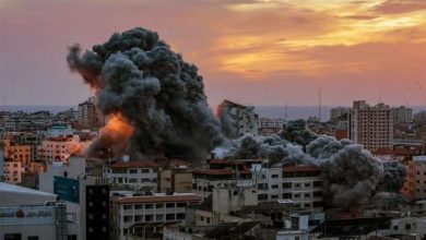 Photo of بعد ساعات من الإعلان عن وقف إطلاق النار: شهداء وجرحى بغارات إسرائيلية تستهدف القطاع