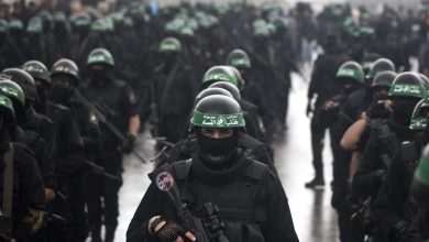 Photo of “نتنياهو لم يقرر بعد”.. كتائب القسّام ترد على إسرائيلية طالبت بمعرفة مصير زوجها