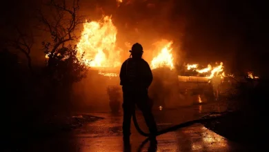 Photo of حرائق لوس أنجلوس تتأجج جراء الرياح العاتية