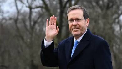 Photo of سويسرا تحقق في شكاوى ضد الرئيس الإسرائيلي