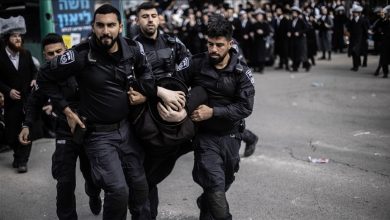 Photo of الشرطة الإسرائيلية تعتقل 3 متدينين يهود معارضين للتجنيد