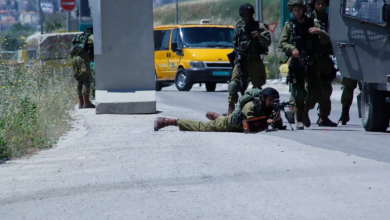 Photo of الاحتلال يعتدي على طاقم إسعاف ويقتحم مناطق بالضفة