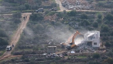 Photo of الاحتلال الإسرائيلي يهدم منزلا في سلفيت