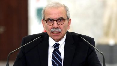 Photo of نواف سلام: السلاح وقرار الحرب بيد الدولة اللبنانية.. وحزب الله يمنح الثقة (شاهد)