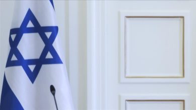 Photo of إسرائيل تدين ما تعتبره “تدنيس” علمها أمام نقابة المحامين الأردنية