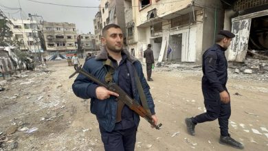 Photo of 3 شهداء بقصف إسرائيلي استهدف عناصر شرطة شرق رفح