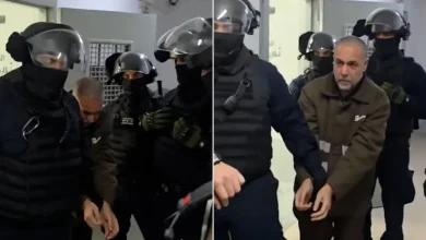 Photo of من داخل المعتقل: مشاهد تظهر تنكيل الاحتلال بالدكتور حسام أبو صفية