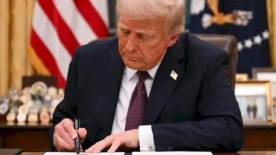 Photo of ترامب يوقّع أمرا تنفيذيا لمعاقبة المحكمة الجنائية الدولية