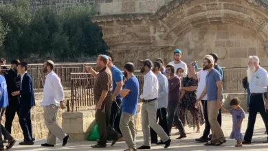 Photo of أعضاء كنيست يطالبون بوضع لافتات بالعبرية تشير إلى “جبل الهيكل”