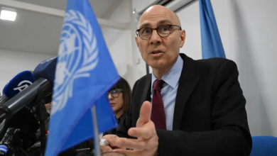 Photo of مسؤول أممي يستنكر منع دخول المساعدات لغزة والتصعيد بالضفة