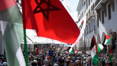 Photo of مئات المغاربة يتظاهرون رفضا لخطة ترامب لتهجير فلسطينيي غزة