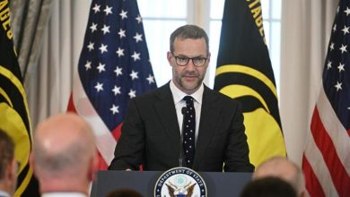 Photo of آدم بولر يسحب ترشحه لمنصب مبعوث ترامب لشؤون الرهائن