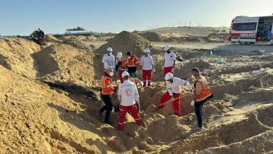 Photo of الإعلامي الحكومي يكشف  معطيات عن استهداف إسرائيل للطواقم الطبية في غزة