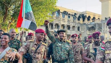 Photo of الجيش السوداني يستعيد السيطرة على الخرطوم والبرهان يدخل القصر الرئاسي