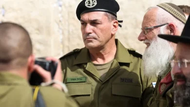 Photo of بعد ساعات من توليه المنصب.. زامير يجري تعديلات بقادة الجيش الإسرائيلي ويعلن 2025 عام حرب