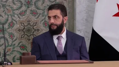 Photo of الشرع يوقع مسودة الإعلان الدستوري في سوريا