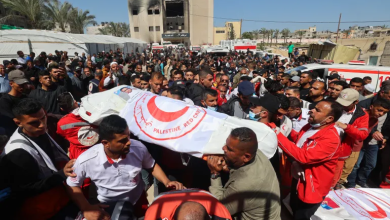 Photo of صدمة بمواقع التواصل بعد جريمة إعدام عمال الإغاثة في رفح (شاهد)