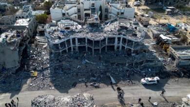 Photo of تقرير في غارديان: غزة قلبي ينفطر لرؤيتك في حالتك هذه