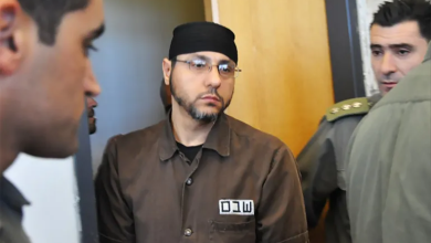 Photo of عظامه مكسرة.. معلومات جديدة و”صادمة” عن الأسير عبد الله البرغوثي