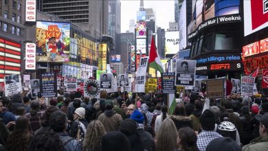 Photo of نيويورك.. مظاهرة طلابية تطالب بإطلاق سراح الناشط الفلسطيني محمود خليل