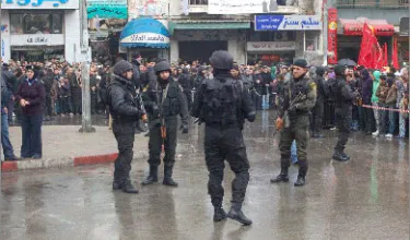 Photo of حماس: اعتقال السلطة للمتضامنين مع غزة طعنة جديدة لشعبنا