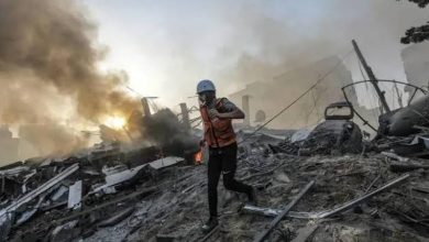 Photo of الاحتلال يوسع عدوانه البري في الشجاعية وسط قصف وأحزمة نارية كثيفة