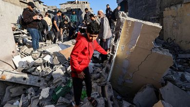 Photo of غزة تحت النّار: 30 شهيداً في قطاع غزة منذ فجر اليوم