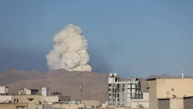 Photo of الجيش الإسرائيلي يعلن قصف مفاعل آراك وموقع في نطنز