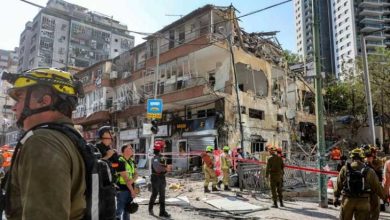 Photo of إصابات بعضها خطيرة برشقة صاروخية واسعة من إيران