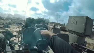 Photo of مصادر إسرائيلية تتحدث عن قتال صعب وإجلاء جنود جرحى بخان يونس