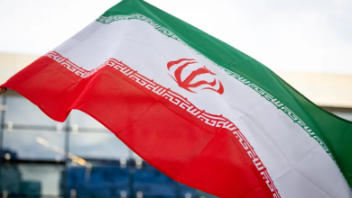 Photo of إيران تنفذ حكم الإعدام بحق 3 أشخاص أدينوا بتهمة التجسس لصالح الموساد