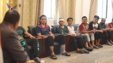 Photo of الحوثيون يعلنون احتجاز 10 بحارة من طاقم سفينة “إتيرنتي سي” في البحر الأحمر