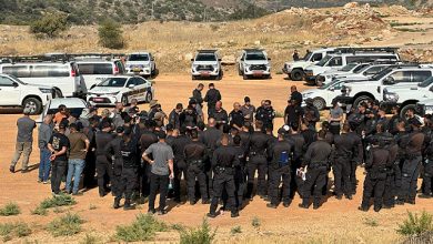 Photo of الشرطة وسلطة الأراضي تداهم 100 مبنى في طوبا الزنغرية