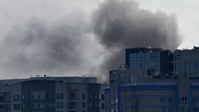 Photo of قتلى وجرحى بهجمات روسية على أوكرانيا وموسكو تعلق الرحلات الجوية