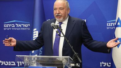 Photo of ليبرمان: الجنود في غزة يُقتلون من أجل الحفاظ على الائتلاف الحكومي