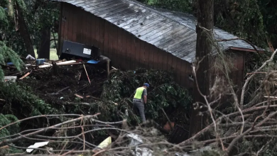 Photo of 82 قتيلا بفيضانات تكساس وترامب يتنصل من المسؤولية