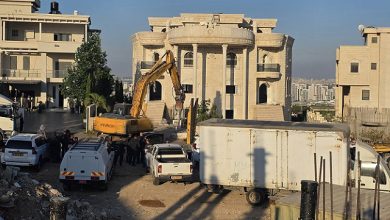 Photo of كفر قاسم: السلطات الإسرائيلية تهدم بناية من 3 طوابق