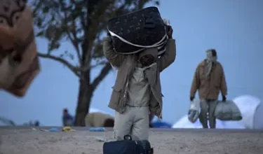 Photo of السلطات في شرق ليبيا ترحل 700 مهاجر سوداني