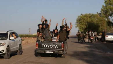 Photo of قوات العشائر تخوض اشتباكات في السويداء والداخلية تستعد لدخول المدينة